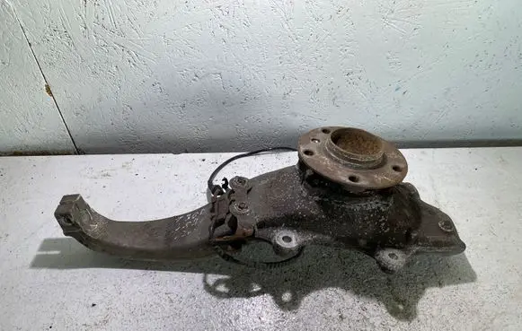 BMW 7 F01 F02 F03 F04 Front wheel hub