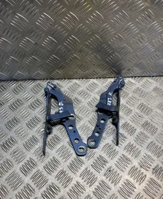 BMW X3 E83 Engine bonnet/hood hinges 3411448 3411447