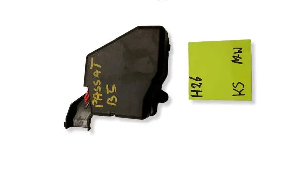 Volkswagen PASSAT B5 Fuse 0530885