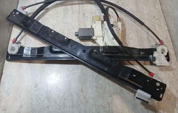 Ford S-MAX Front door window regulator with motor 0130822286