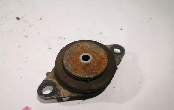 Renault Laguna II Gearbox mount 538472
