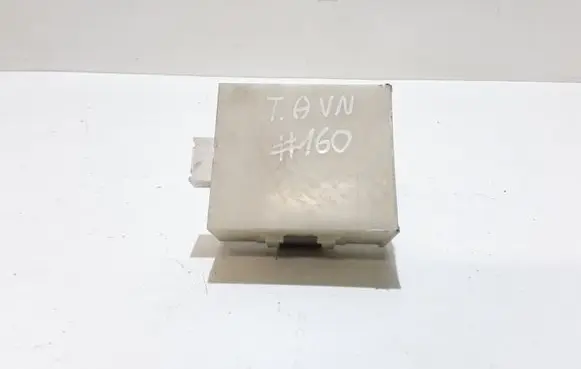 Toyota Avensis T250 Door control unit/module 8974105070