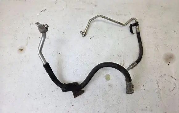 Air conditioning (A/C) pipe/hose
