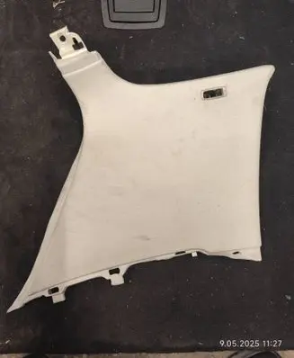 Volkswagen Golf Plus (C) pillar trim 5M0867295A 5M0867295