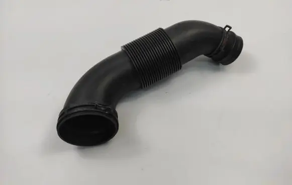 Audi Q7 4L Air intake hose/pipe 7L6129627F