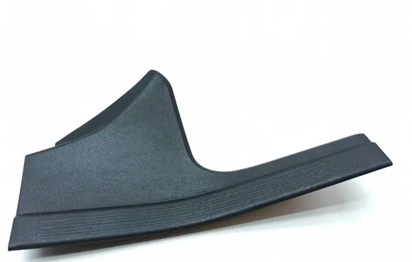 Mercedes-Benz E W212 Rear sill trim cover 2126860636 A2126860636