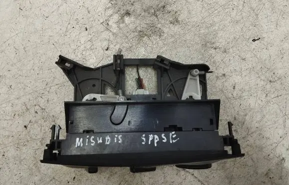 Mitsubishi Space Star Climate control unit MN140637 030825