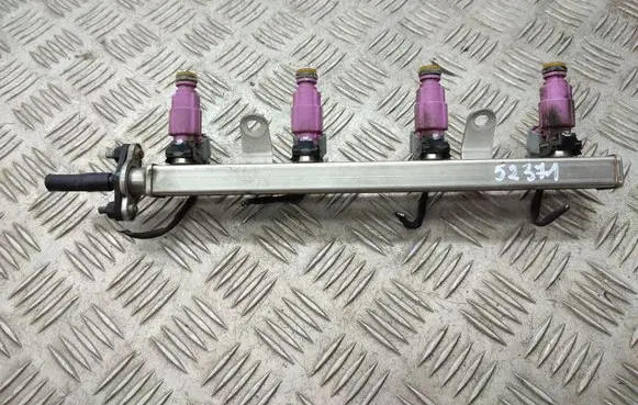 Fuel injector