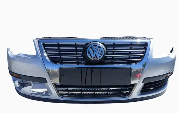 Volkswagen PASSAT B6 Front bumper 3C0807221