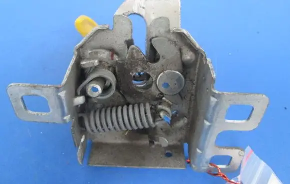 Fiat Bravo Engine bonnet/hood lock/catch