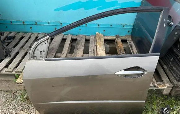 Honda Civic Front door