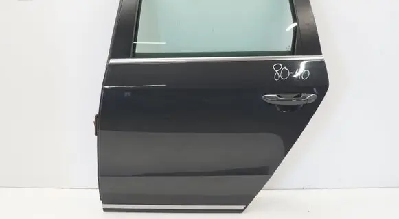 Volkswagen PASSAT B7 Rear door B7270426DLT