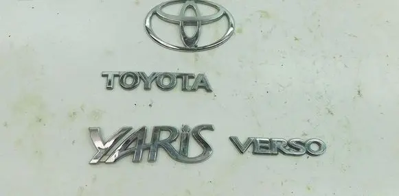 Toyota Yaris Verso Rear door emblem/model letters 1634827565 188029