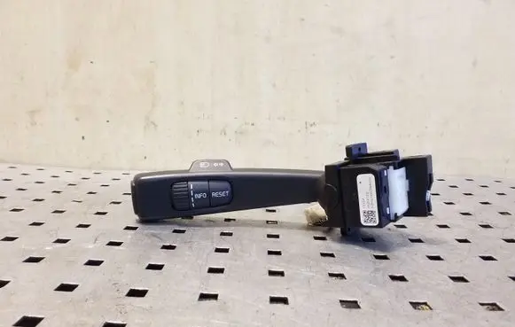 Volvo S60 Indicator stalk 31264162
