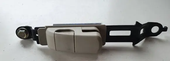 Nissan X-Trail T32 Seat belt adjustment motor 