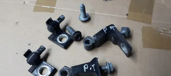Audi A4 S4 B9 Rear door hinge set 