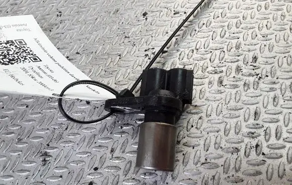 Toyota Avensis T250 Crankshaft position sensor 9091905042