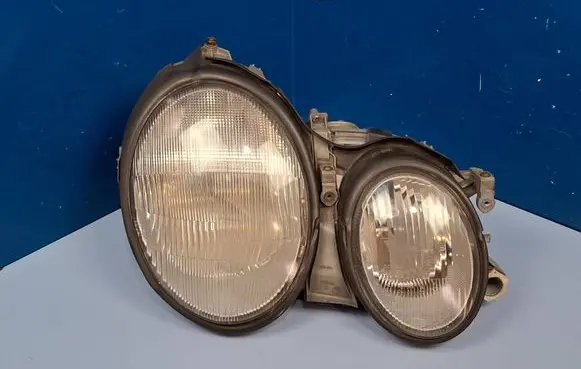 Mercedes-Benz E W210 Headlight/headlamp 147552RE 2088000175