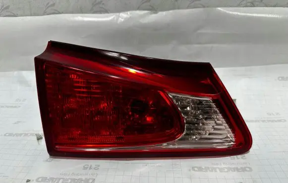Lexus IS 220D-250-350 Rear/tail lights