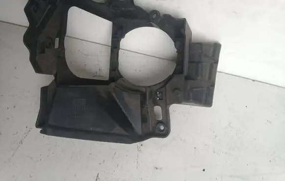Lexus RX 450H Fog light bracket 521260E041