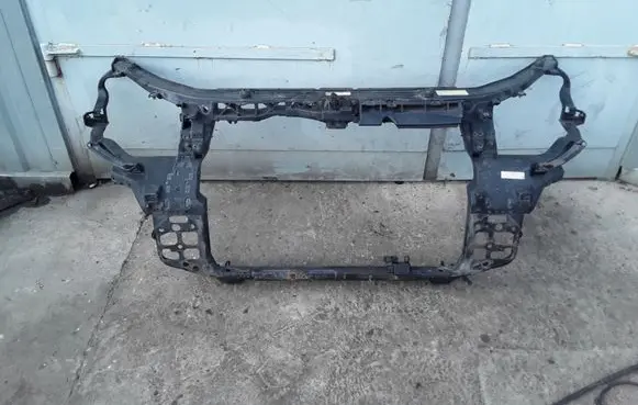 Hyundai Santa Fe Radiator support slam panel 282132B200 641012BXXX