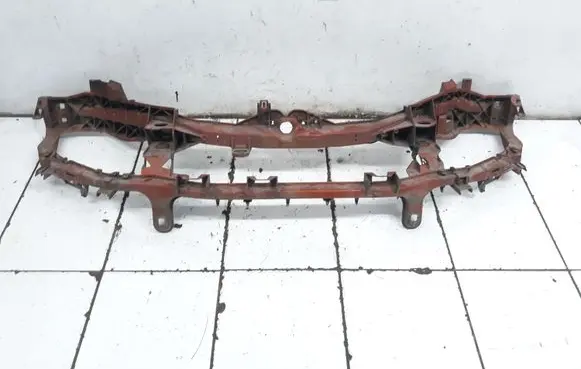 Top upper radiator support slam panel