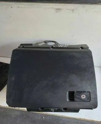 Volkswagen PASSAT B6 Glove box 3C1857114 1P0108695 100242247