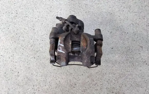 Skoda Superb B8 (3V) Rear brake caliper 3Q0615406MAOP 3Q0615406M