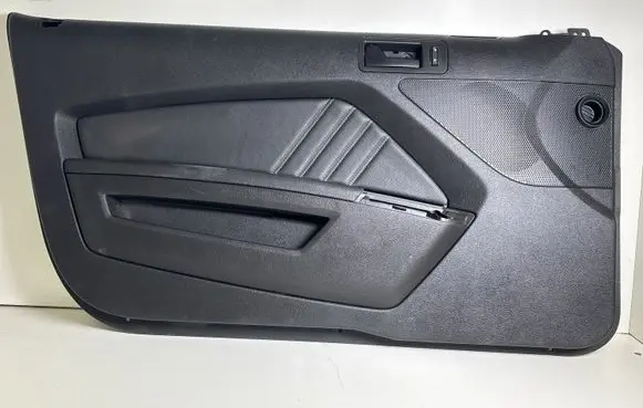 Ford Mustang V Front door card panel trim DR336323943AB
