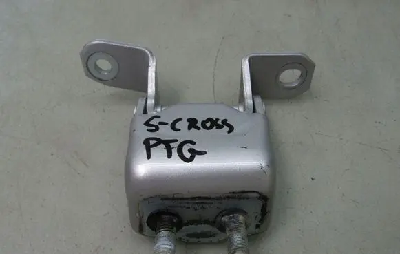 Suzuki SX4 S-Cross Rear door upper hinge SCROSS