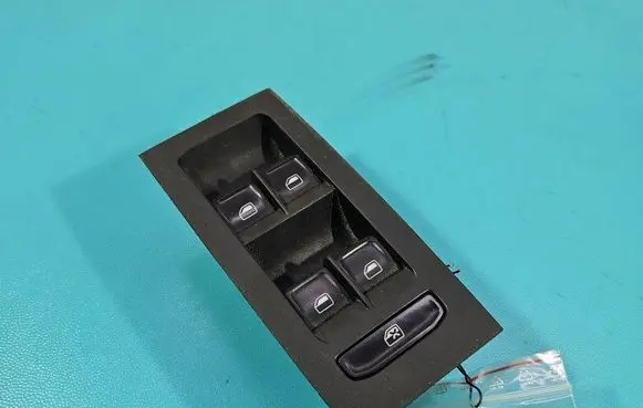 Skoda Octavia Mk3 (5E) Electric window control switch 5E0959857 IMPRK1481269