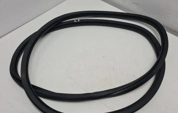 Front door rubber seal
