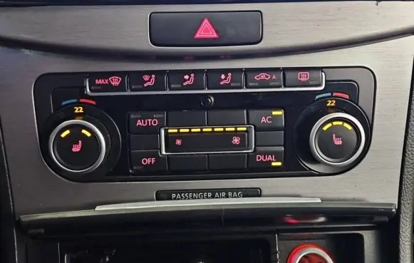 Volkswagen PASSAT B7 Climate control/heater control trim 5K0907044ES IMPRK1391418