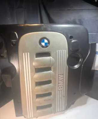 BMW 5 E60 E61 Engine cover (trim) 15194007