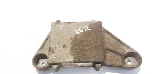 Jaguar F-Pace Engine mounting bracket gx734b148cb gx73-4b148-cb