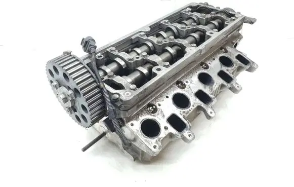 Volkswagen Golf VI Engine head 03L103373A 03L103286A