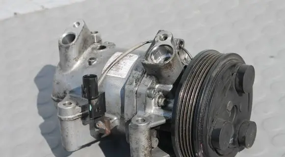 Mitsubishi L200 Air conditioning (A/C) compressor (pump) 7813A968L200 7813A968