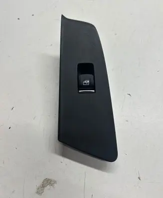 BMW 5 G30 G31 Electric window control switch 9327031