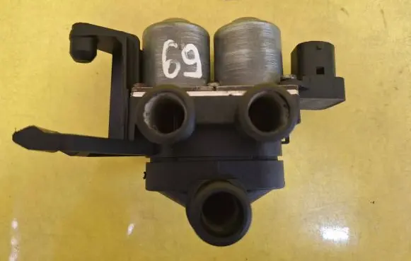 BMW 3 E36 Electric auxiliary coolant/water pump 8375792