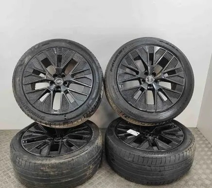 Audi Q8 R21 alloy rim 4KE601025AE