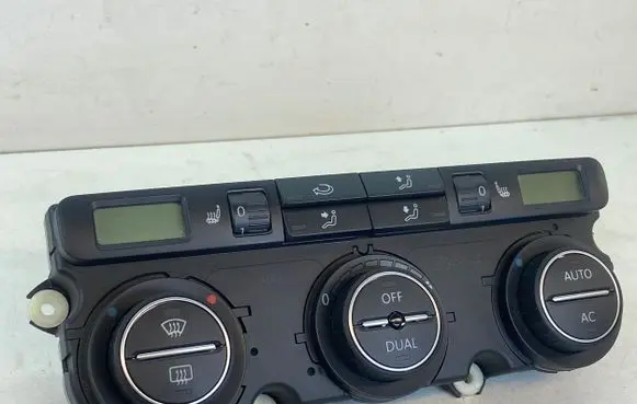 Volkswagen Touran I Climate control unit 78888415