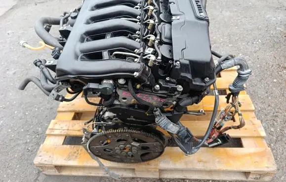 BMW 5 E60 E61 Engine