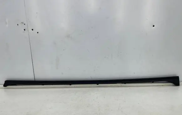 Porsche Panamera (971) Front door trim (molding) 971837511a