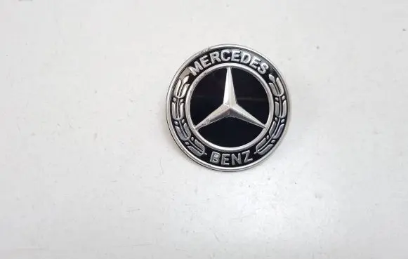 Mercedes-Benz CLS C257 Manufacturer badge logo/emblem A0008171306
