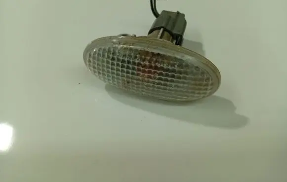 Mazda 3 I Front fender indicator light 