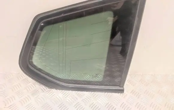BMW X3 F25 Rear side window 7205664 51377205664