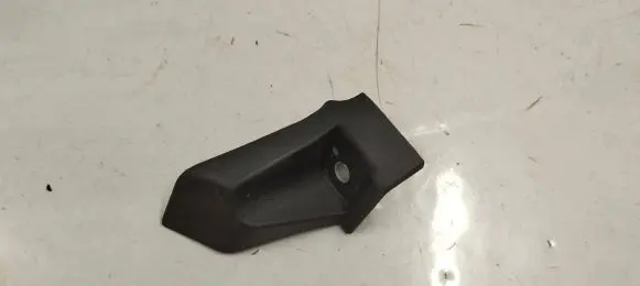 Audi A5 Fender mounting bracket 8w6821232a