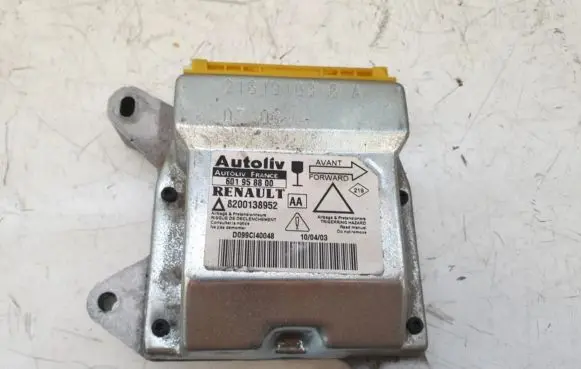 Renault Laguna II Airbag control unit/module 8200138952