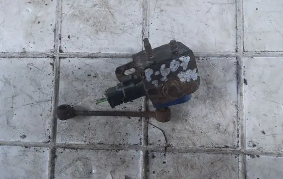 Rear air suspension level height sensor