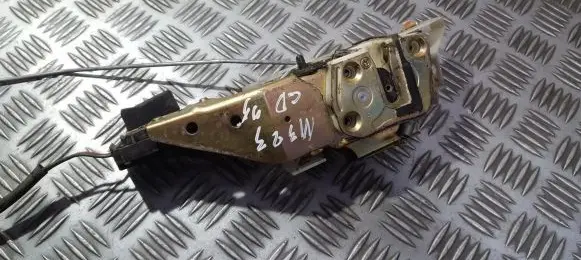Mazda 323 Rear door lock